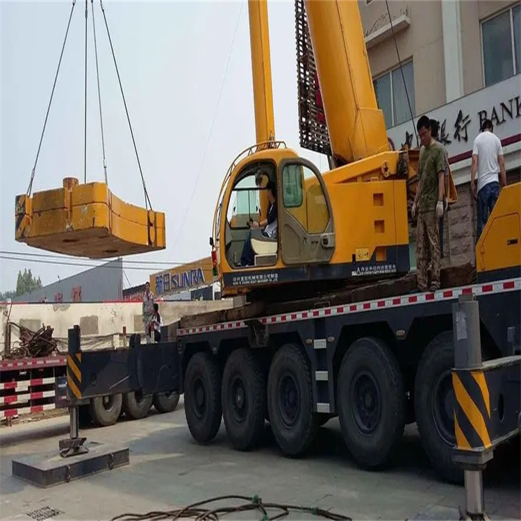 利辛县当地吊车出租|机器吊装|75吨|工厂搬迁服务