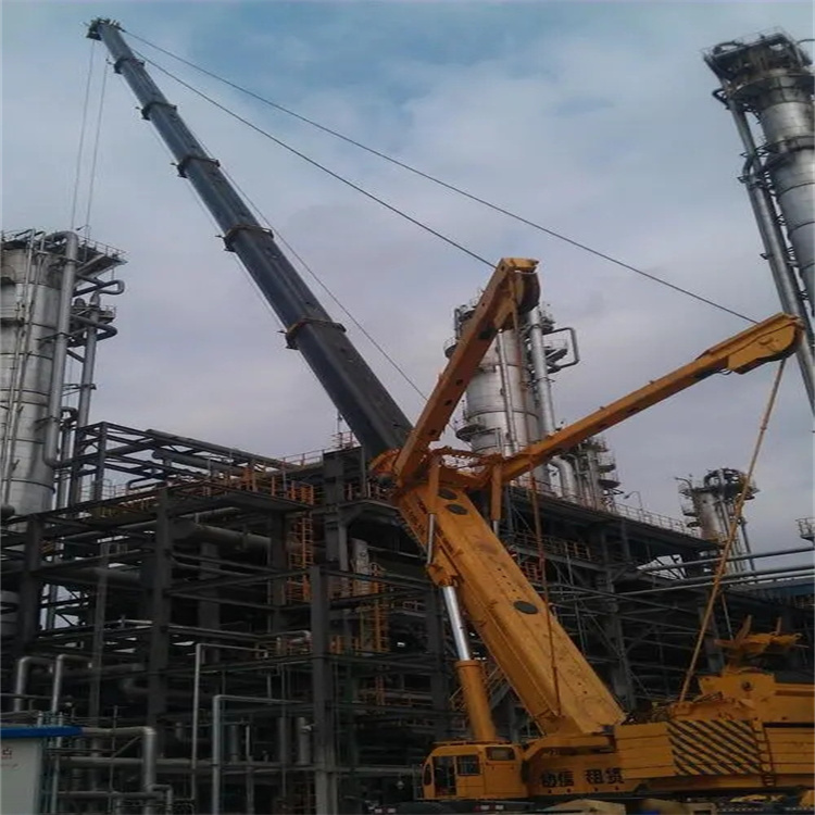 利辛县厂房钢结构吊装租赁多少吨吊车合适？