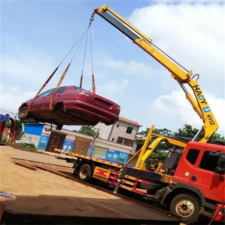 利辛县吊车吊汽车的正确方法